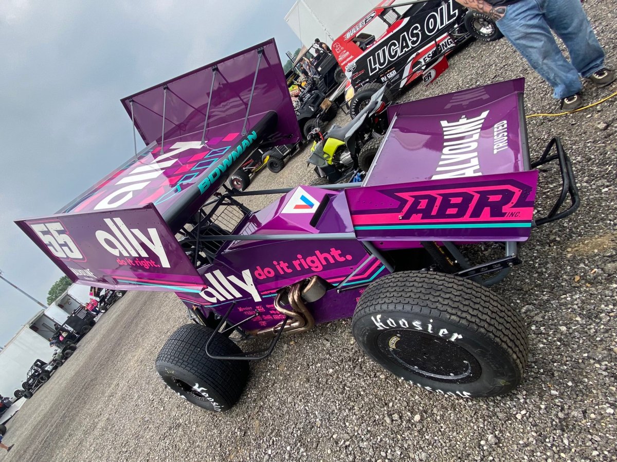 Alex Bowman Goes Sprint Car Racing During Cup Off-weeks